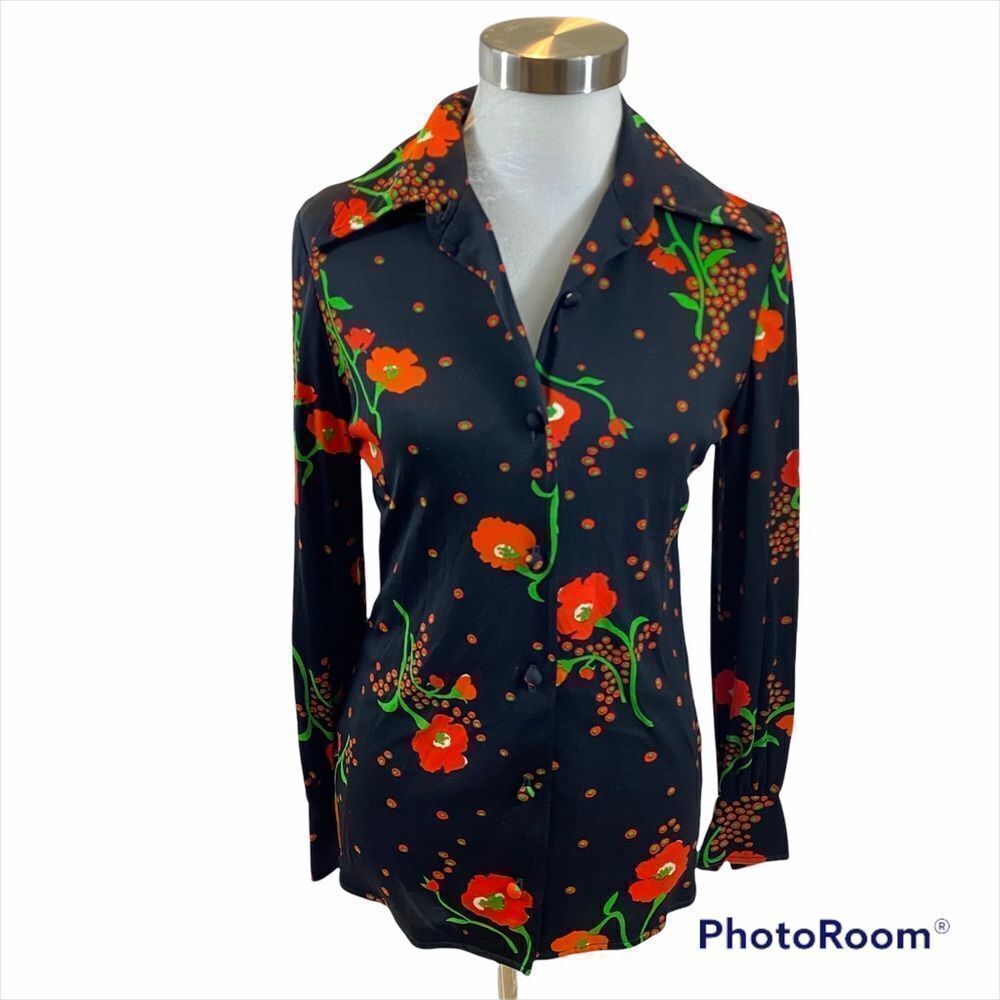 Ladies Vintage Leslie J Poppy Print‎ Button Down